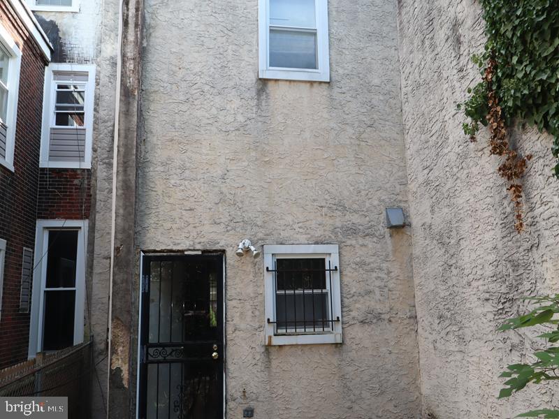 4023 Green St Property Photo 4