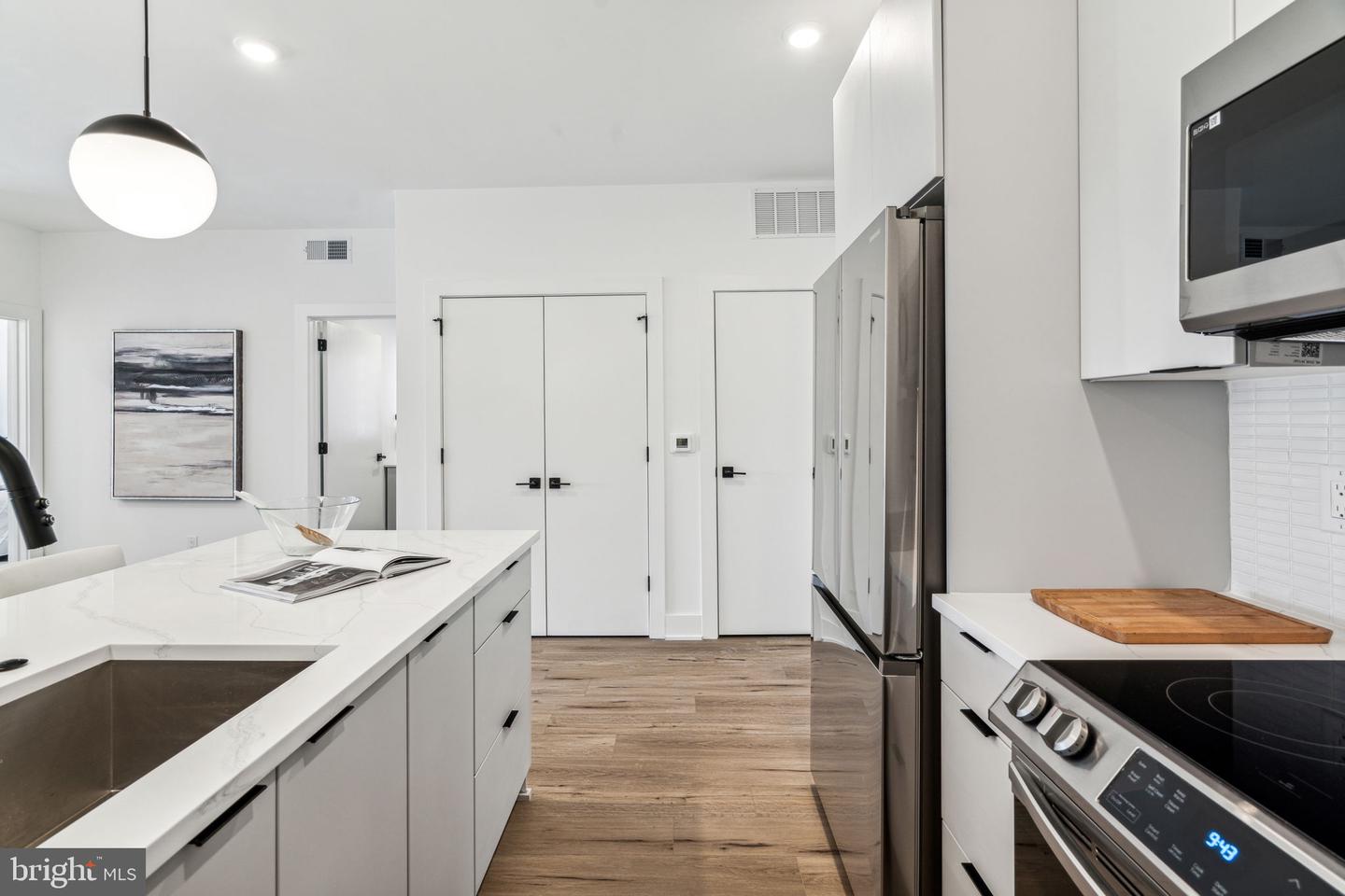 139 W Chelten Ave #404 Property Photo 6