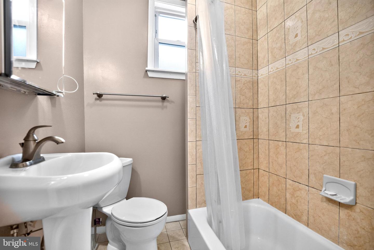 2638 S Juniper St Property Photo 11