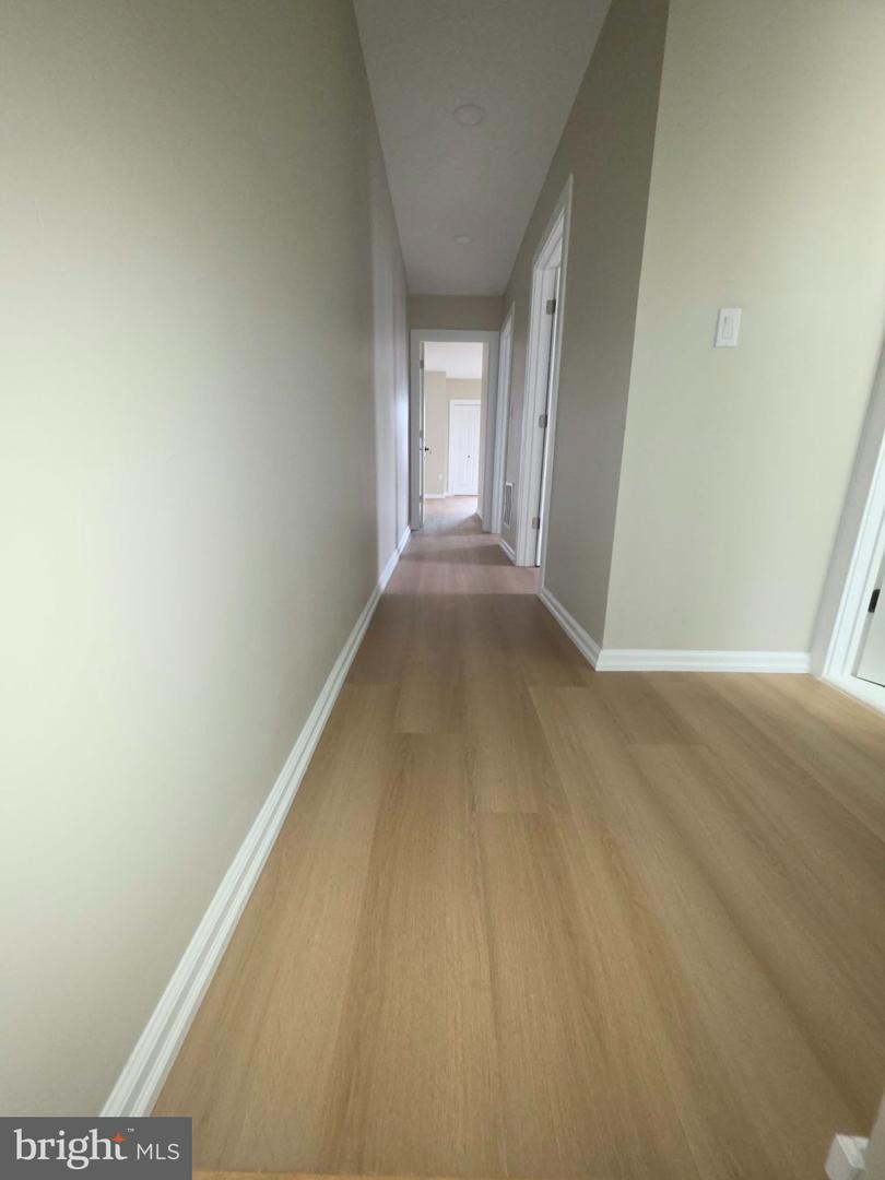 5511 Larchwood Ave Property Photo 13