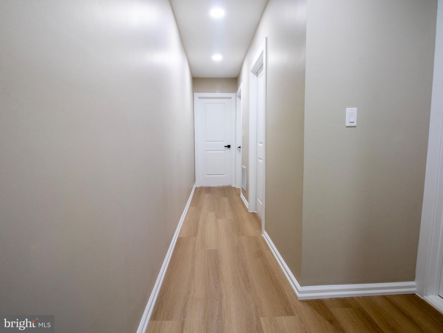 5511 Larchwood Ave Property Photo 18