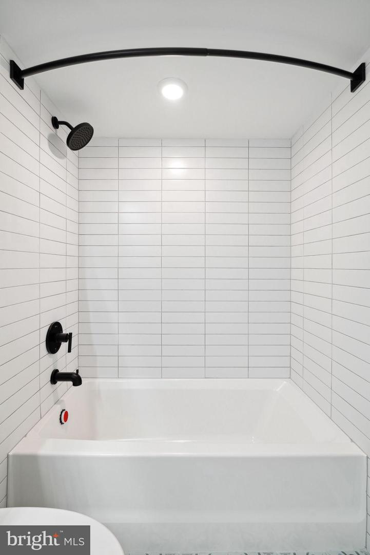 6604 Ridge Ave #208 Property Photo 15