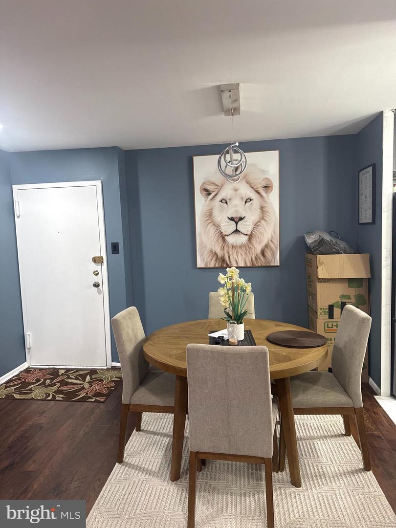 7600 E Roosevelt Blvd #710 Property Photo 1