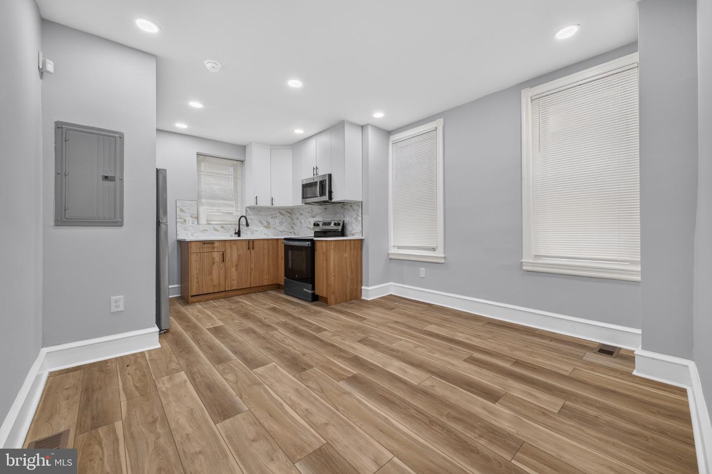 1612 S 56th St #b Property Photo 4