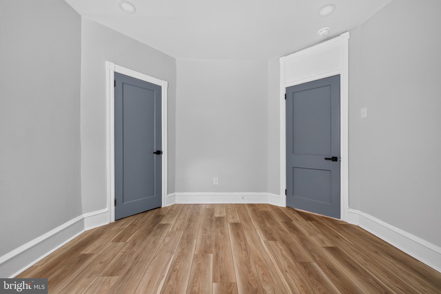 1612 S 56th St #b Property Photo 10