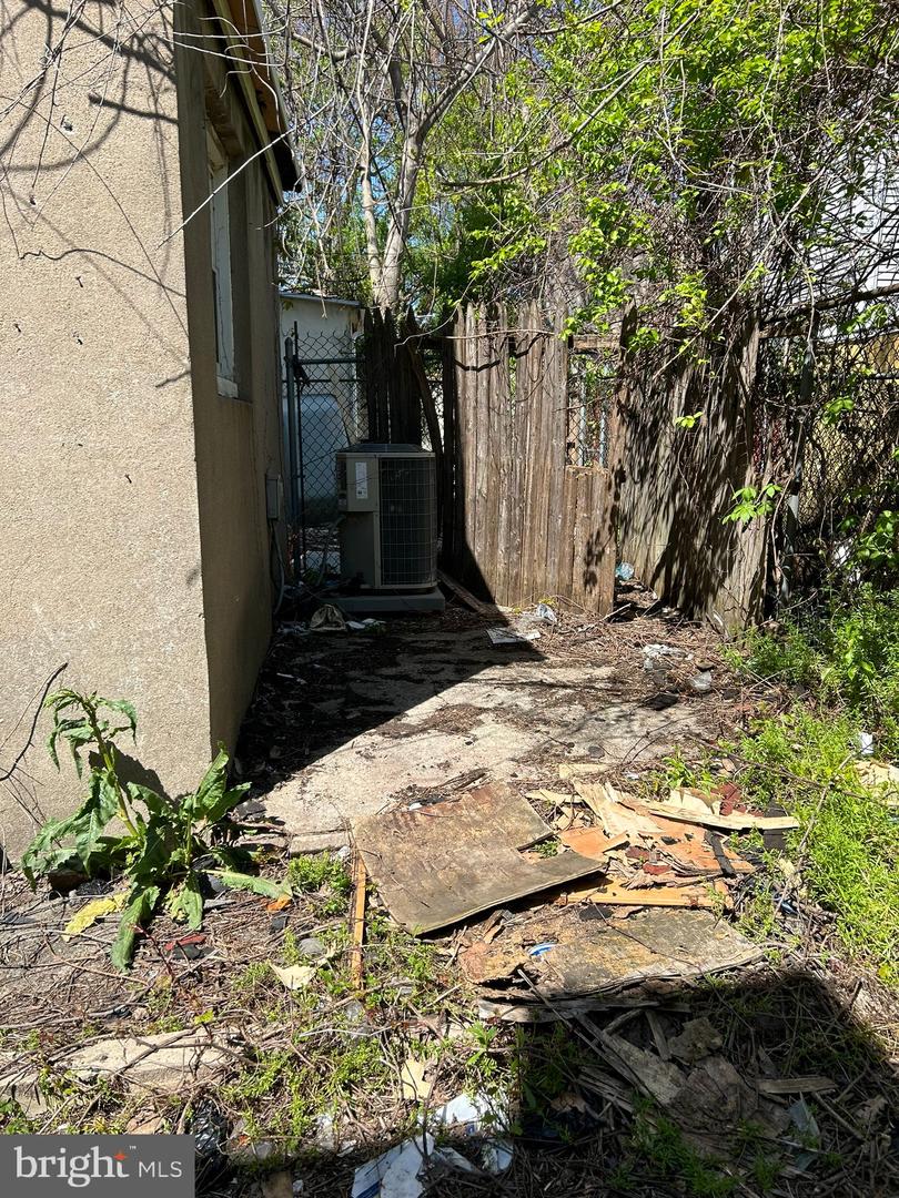 2225 N 17th St Property Photo 20
