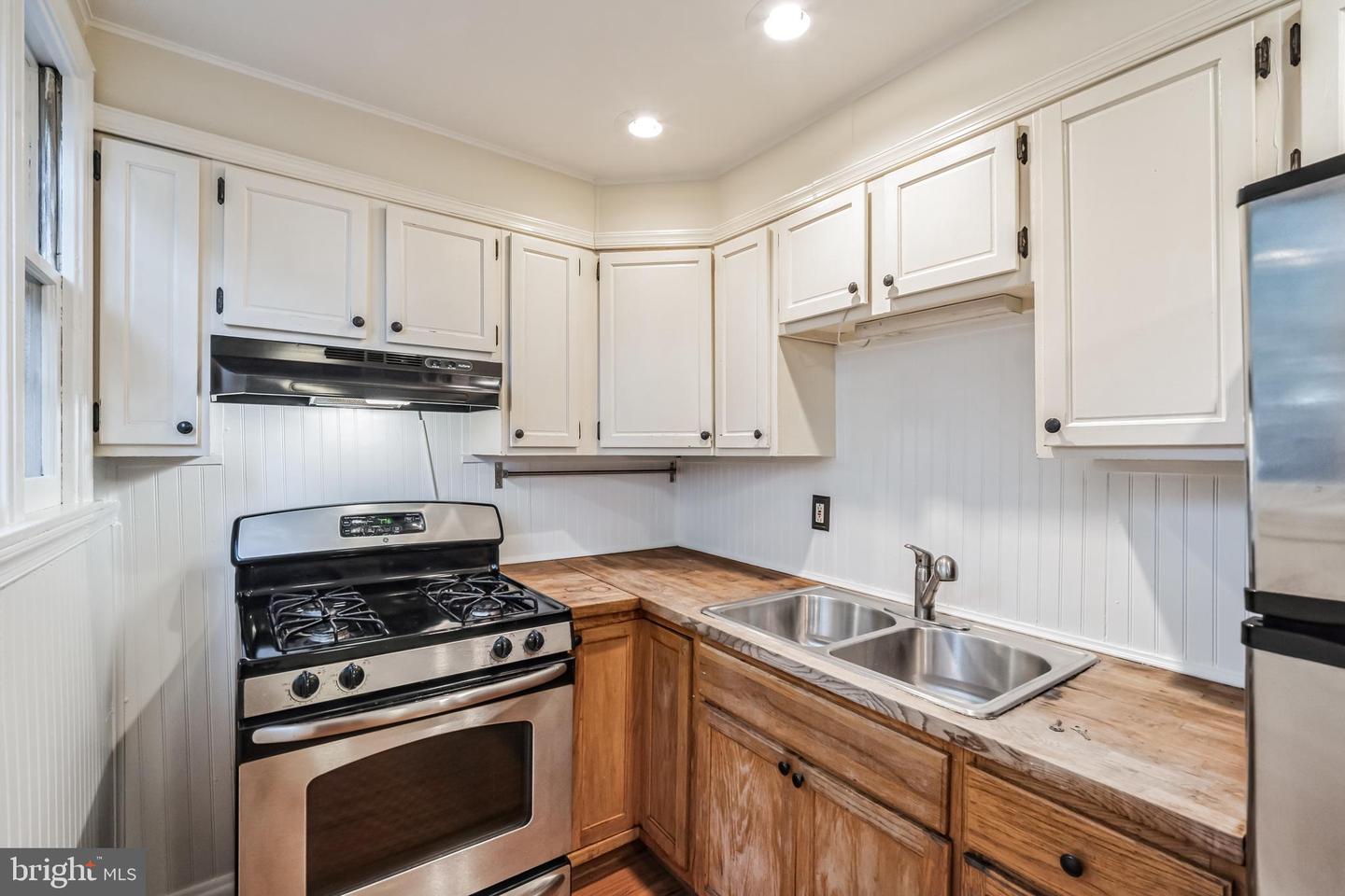 455 Ripka St Property Photo 8