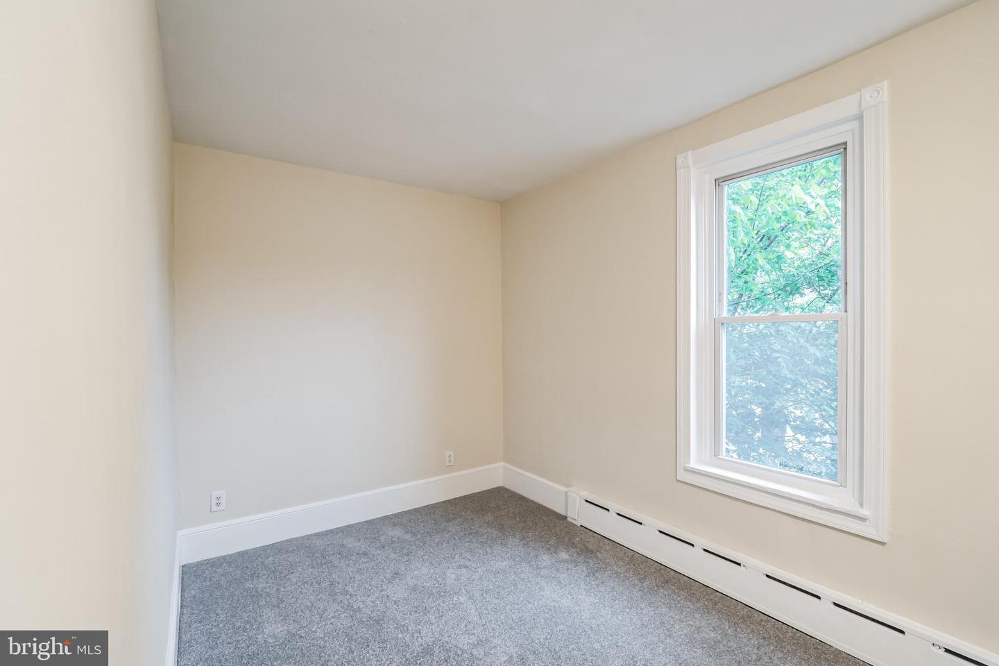 455 Ripka St Property Photo 11