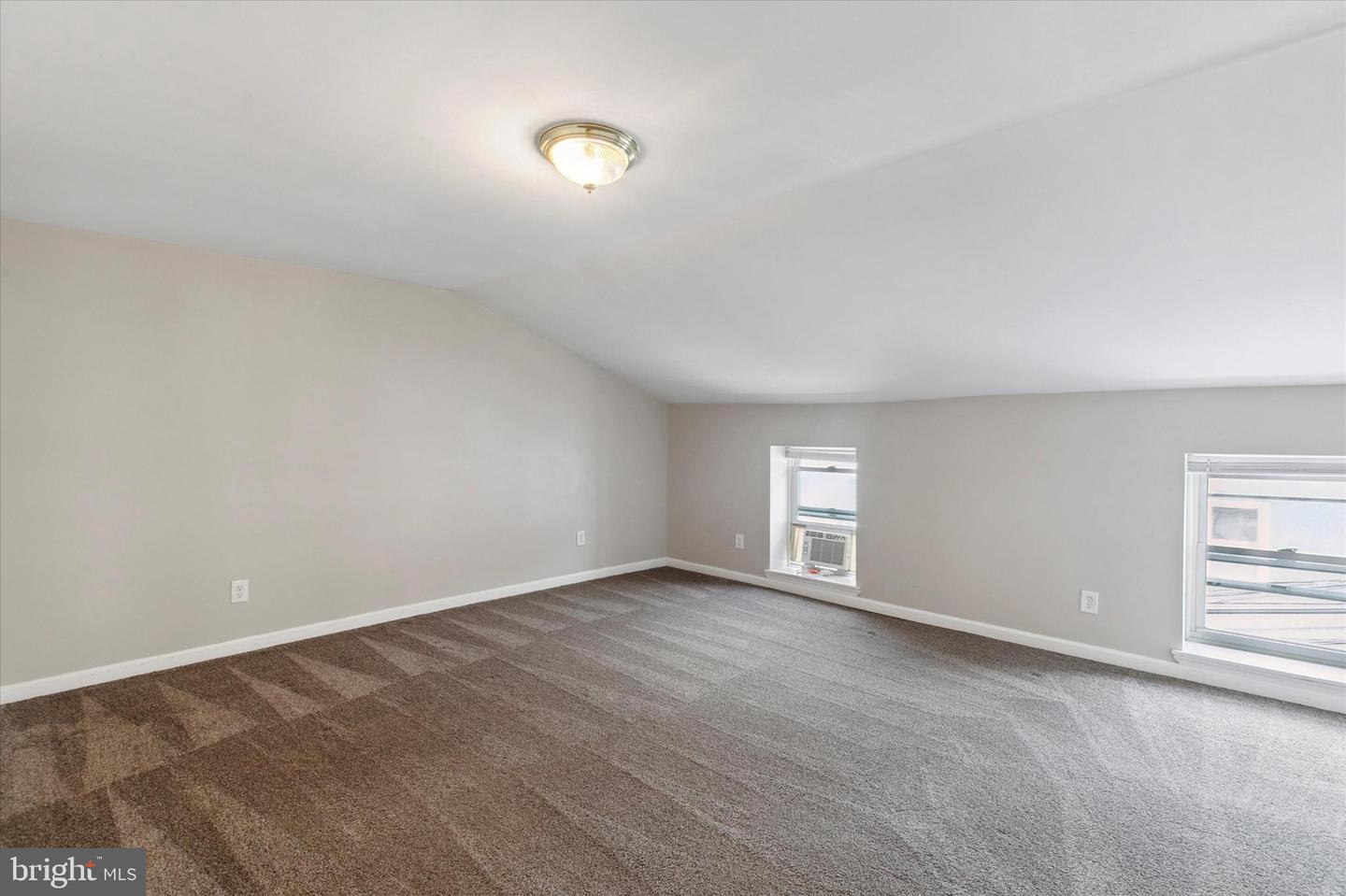 137 East St Property Photo 8
