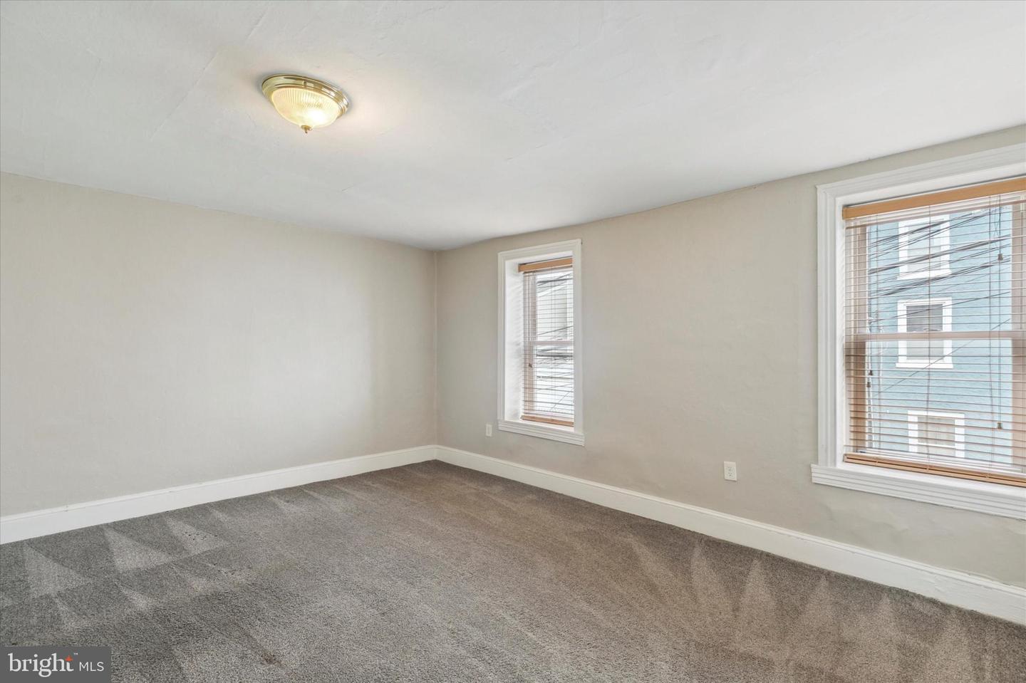 137 East St Property Photo 18