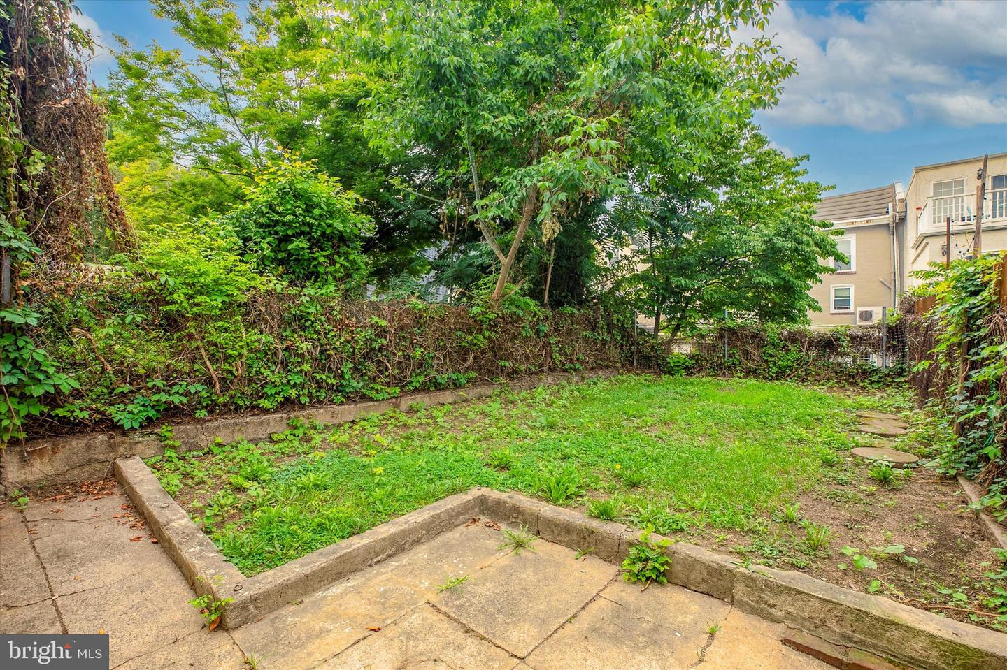 137 East St Property Photo 22
