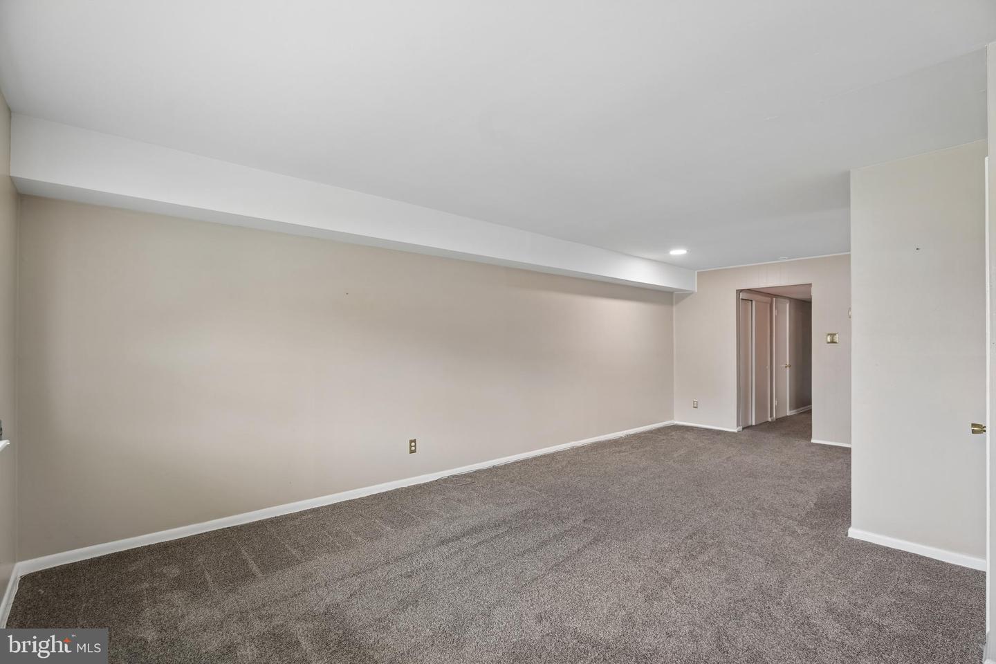 1711 Loney St Property Photo 11