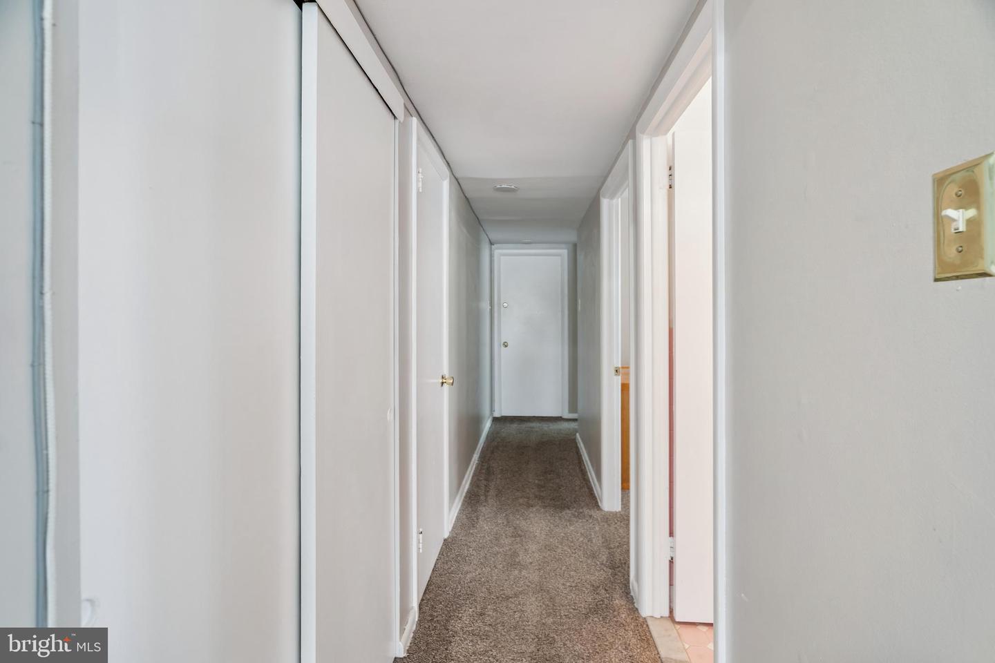 1711 Loney St Property Photo 18