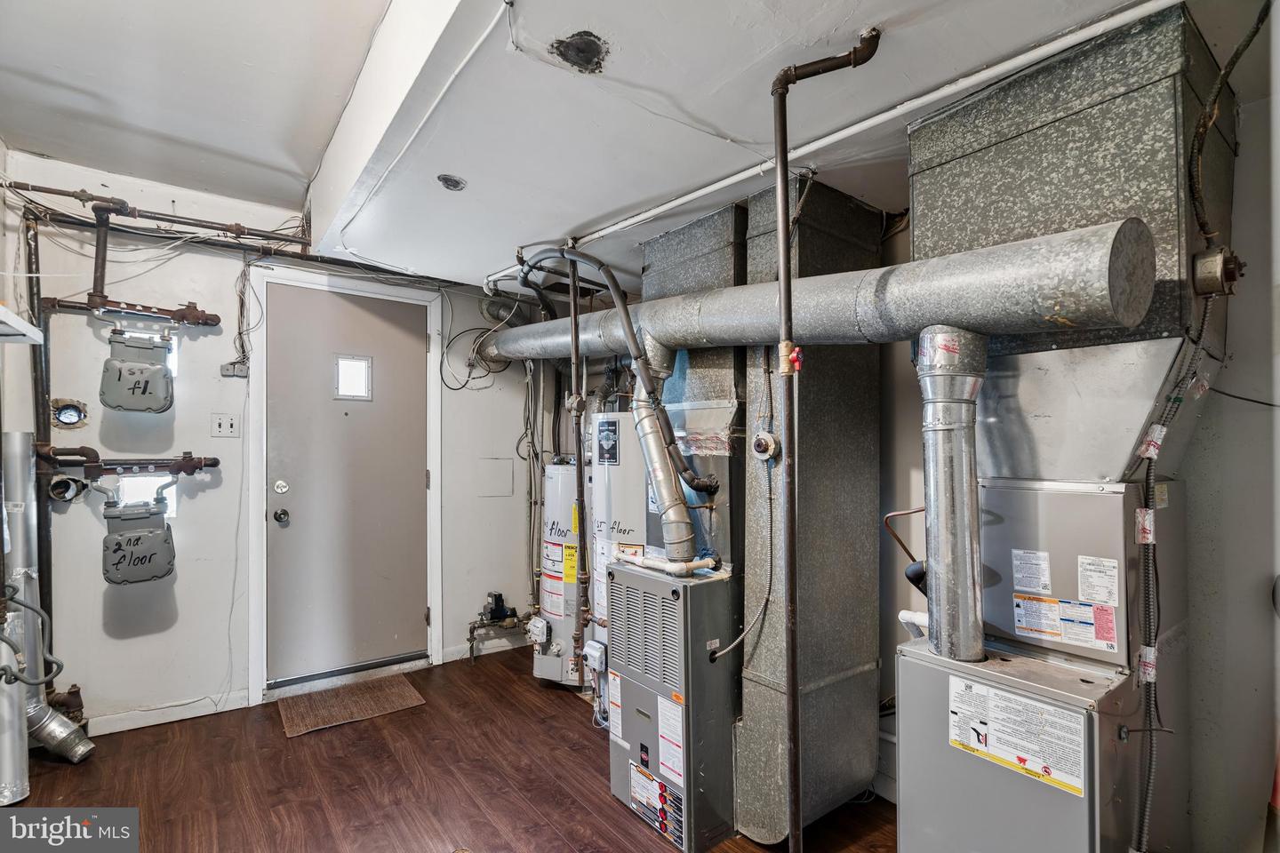 1711 Loney St Property Photo 46