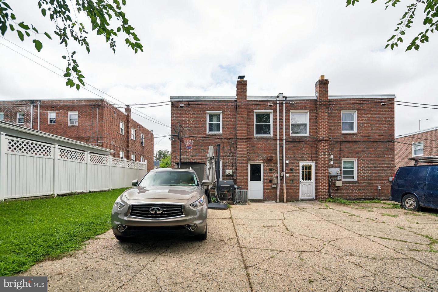 1711 Loney St Property Photo 48
