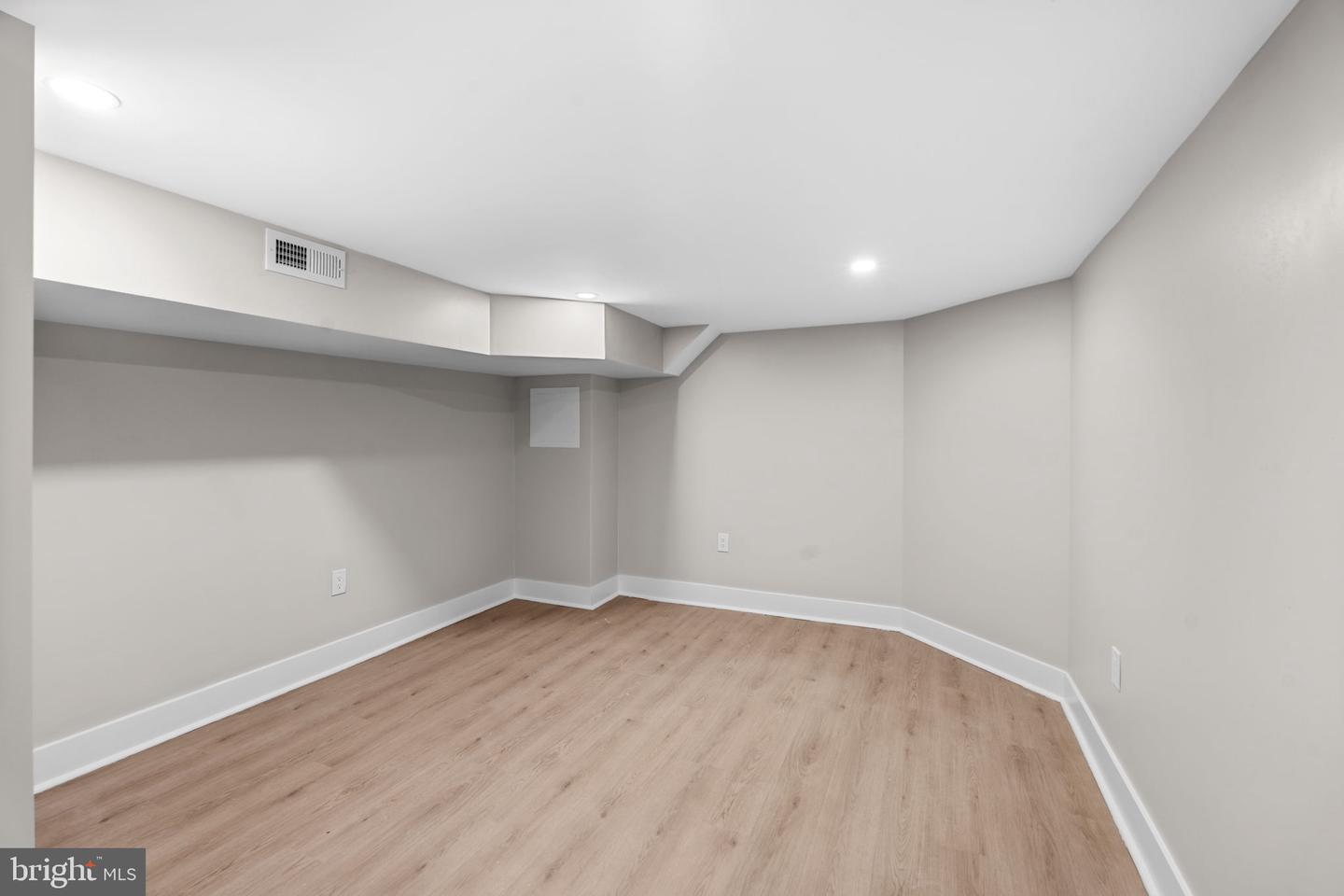4259 Salmon St Property Photo 29