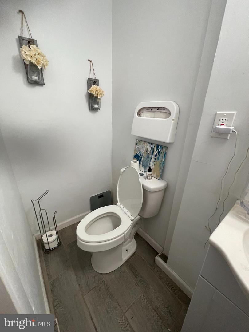 1502 E Passyunk Ave Property Photo 8