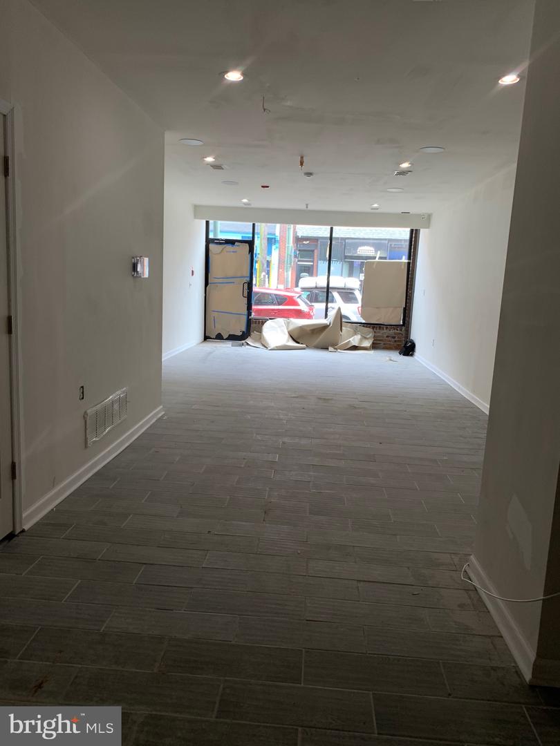 1502 E Passyunk Ave Property Photo 9