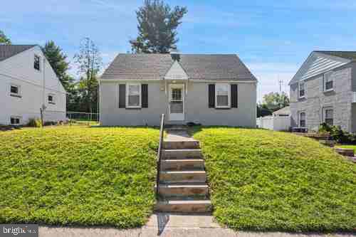 475 Evergreen Ave Property Photo 1