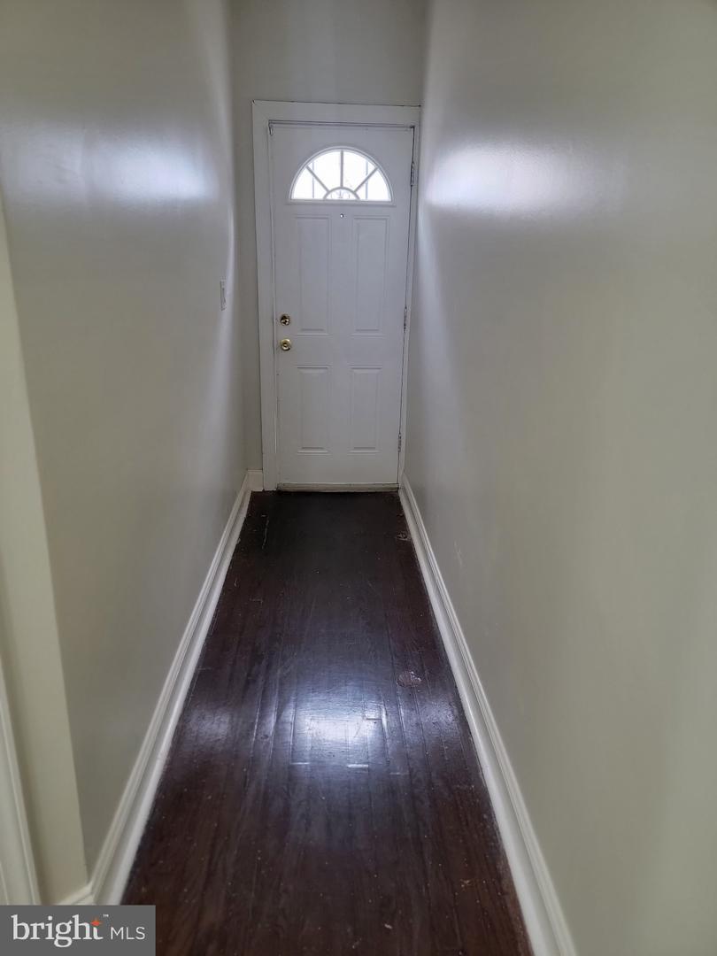 2248 N Bancroft St Property Photo 2