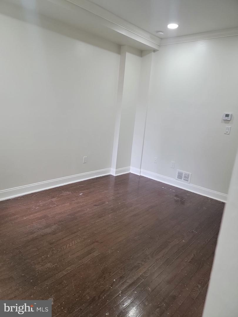 2248 N Bancroft St Property Photo 6
