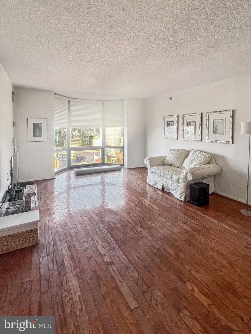 2018 Walnut St #29k Property Photo 2