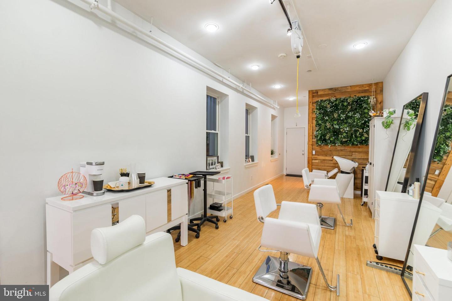 927 N 2nd St #commercial Property Photo 3