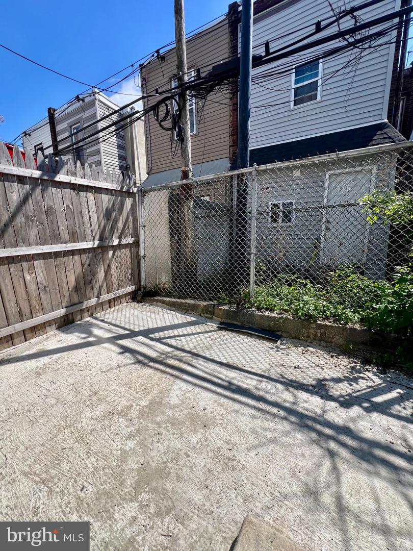 124 E Wishart St Property Photo 21