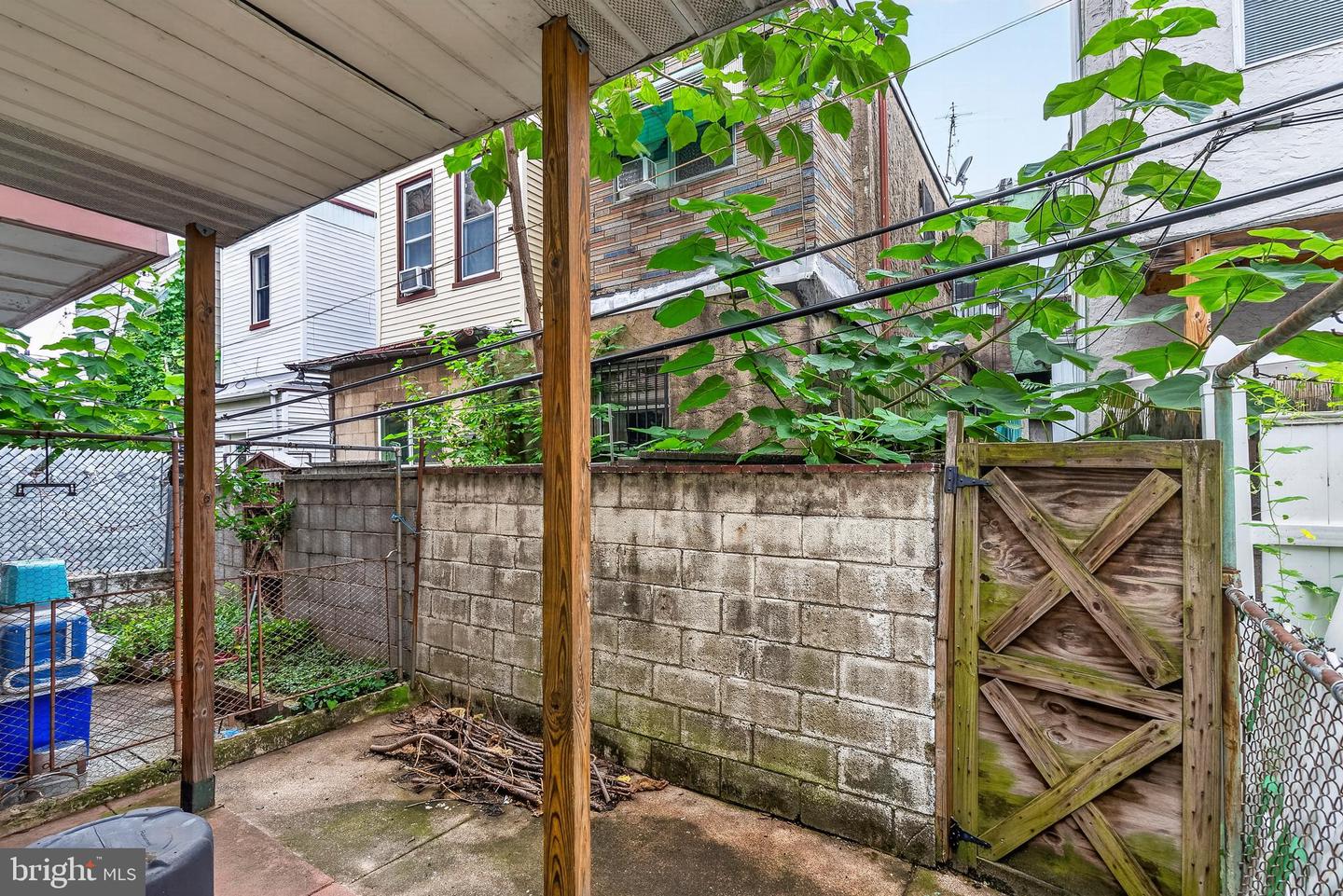 1844 S Carlisle St Property Photo 18