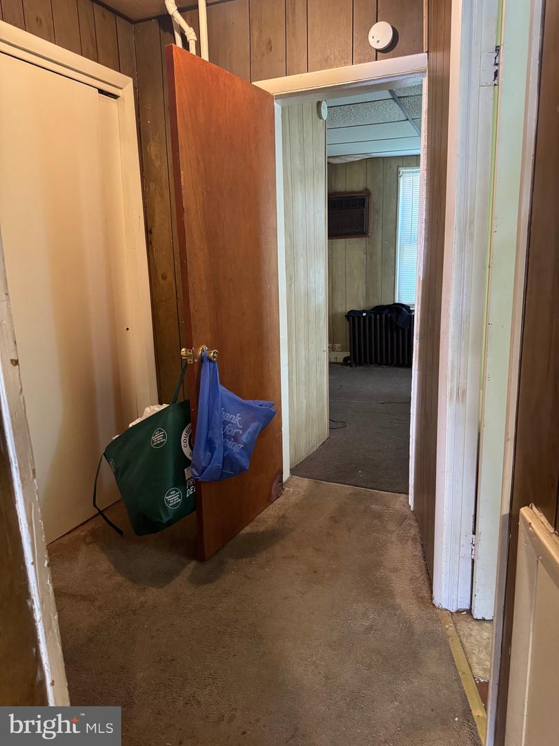 2527 S 68th St Property Photo 17