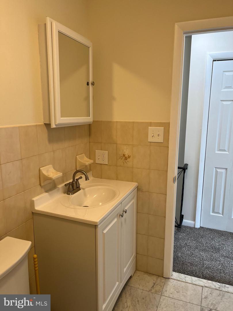 4047 Dexter Property Photo 15