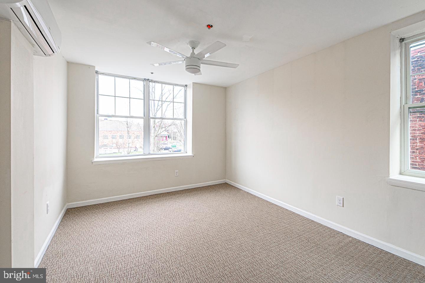 1501 W Allegheny Ave #unit 413 Property Photo 6