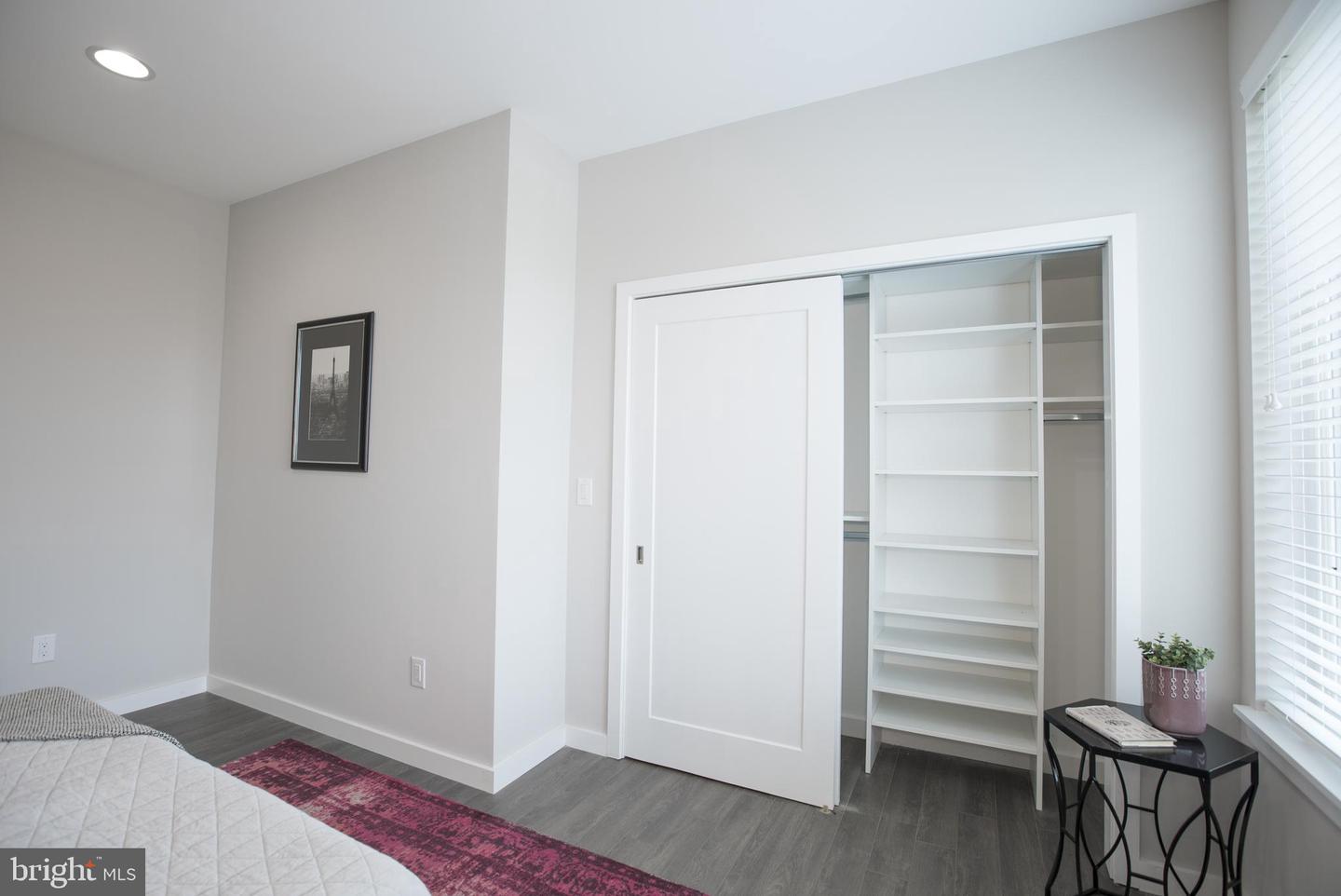 1508 Ridge Ave #202 Property Photo 14