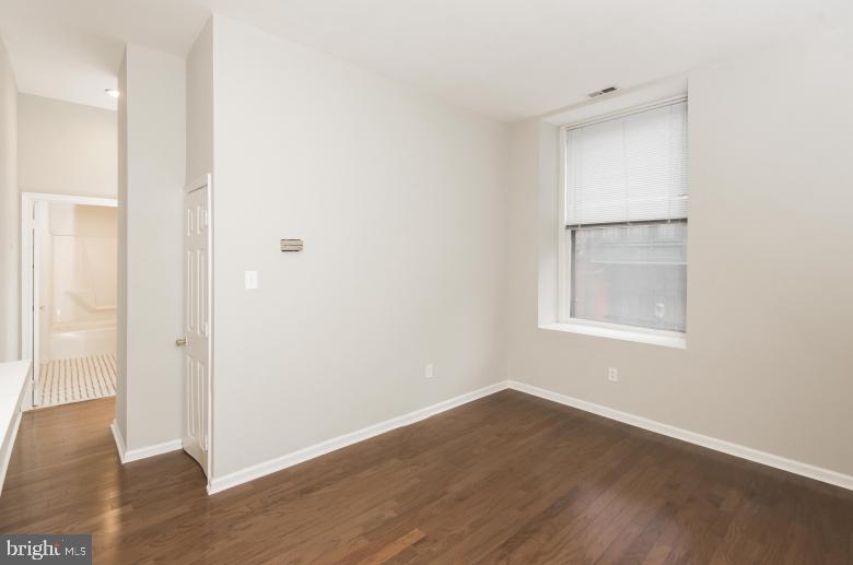 145 S 13th St #404 Property Photo 3