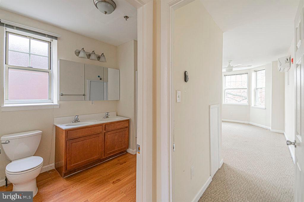 1501 W Allegheny Ave #unit 308 Property Photo 10