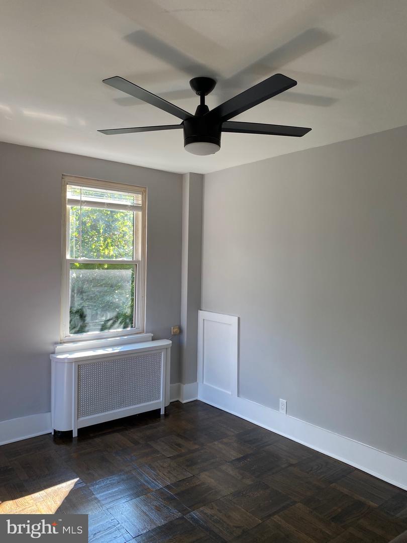 45-48 E Cliveden St #405 Property Photo 8