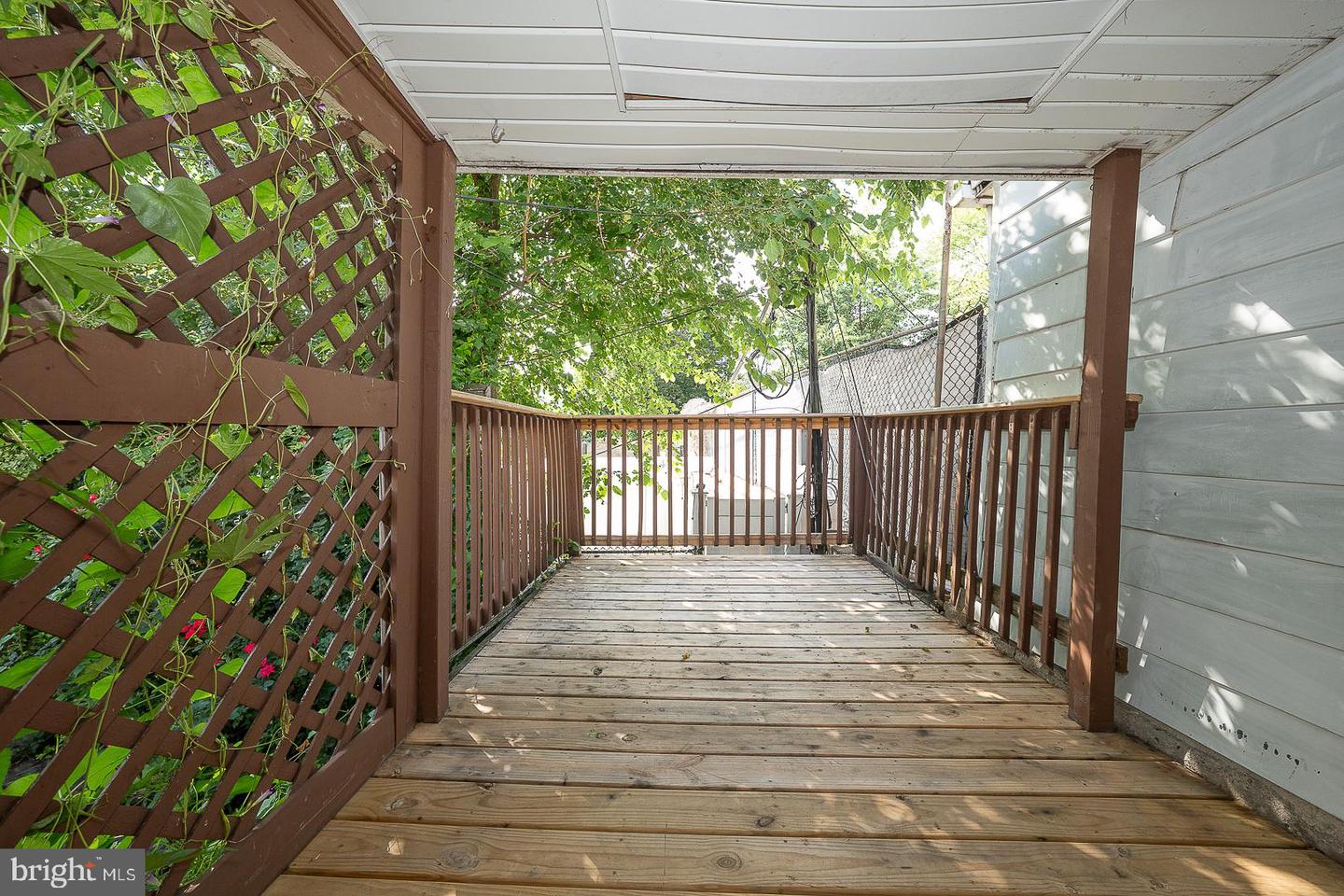 3621 Calumet St Property Photo 8