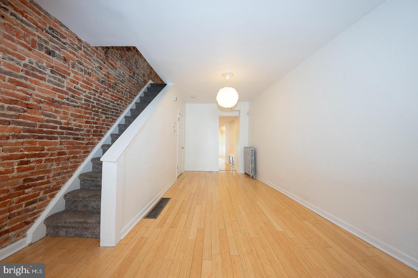 3621 Calumet St Property Photo 11