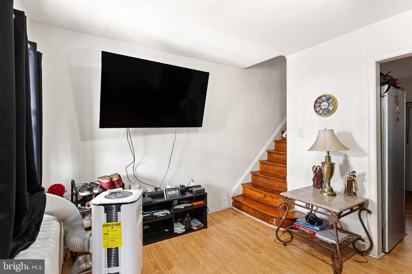 4758 Oakmont St Property Photo 4