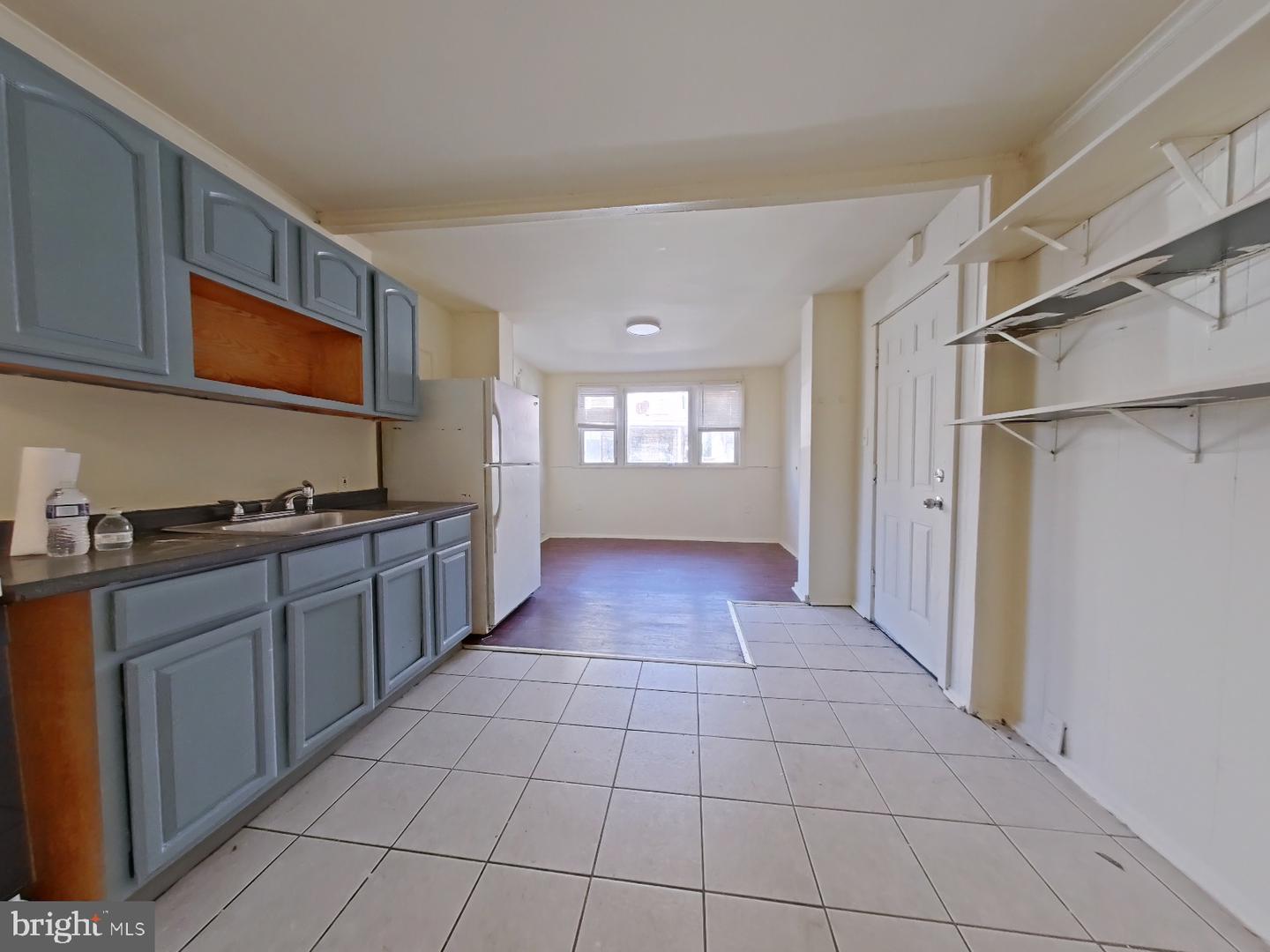 1516 Arrott St Property Photo 11