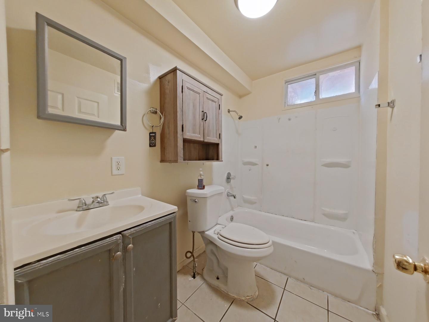 1516 Arrott St Property Photo 15