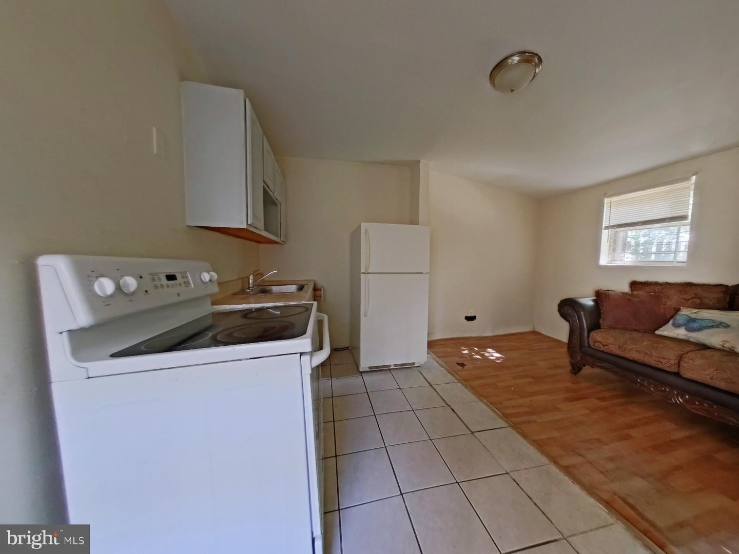 1516 Arrott St Property Photo 17