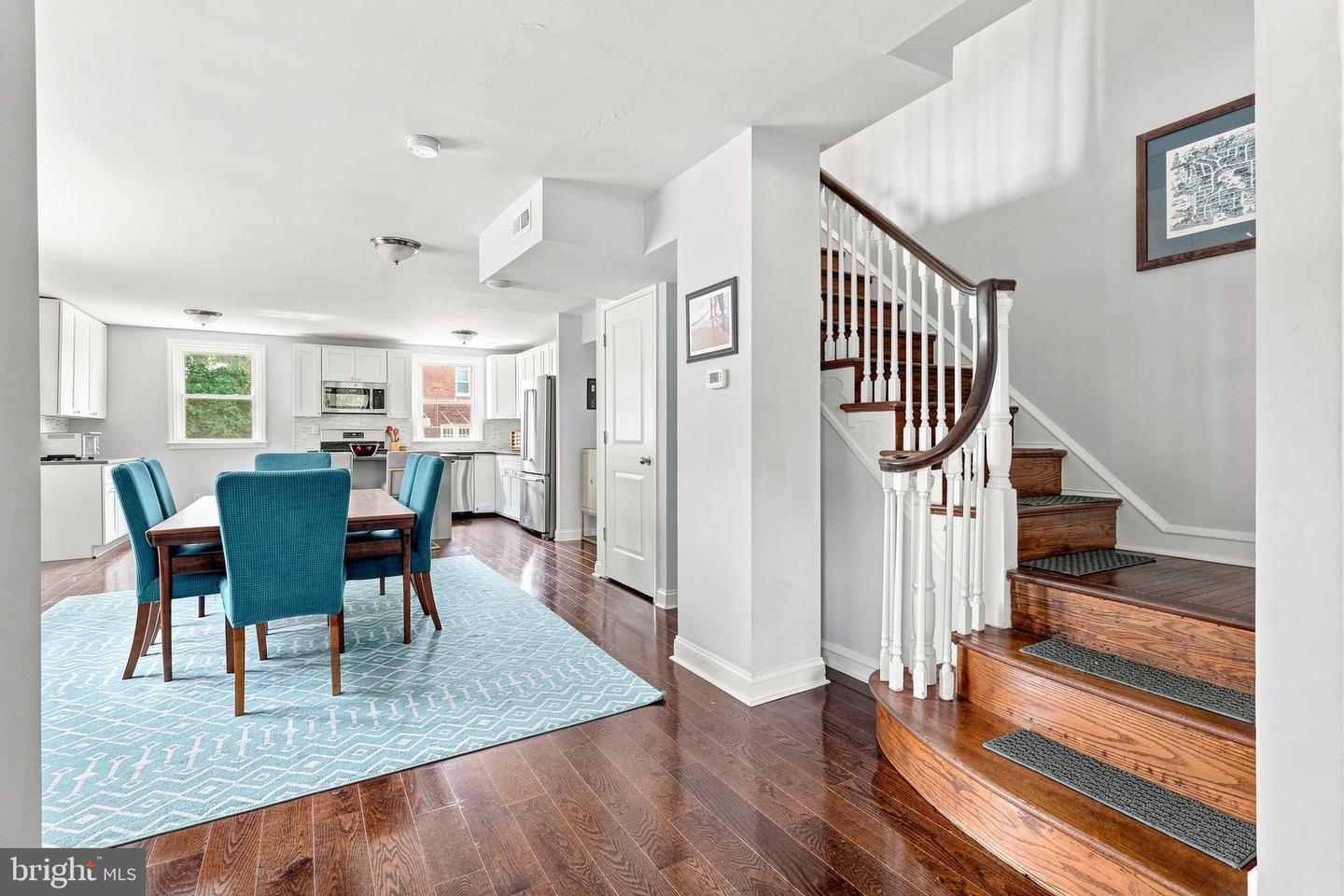 6476 Milton St Property Photo 10