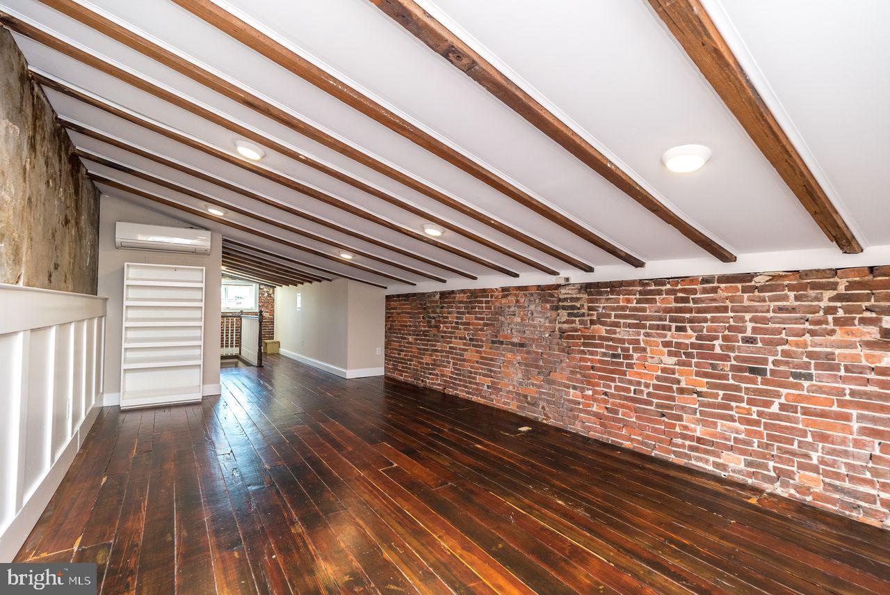 114 Naudain St #g Property Photo 11