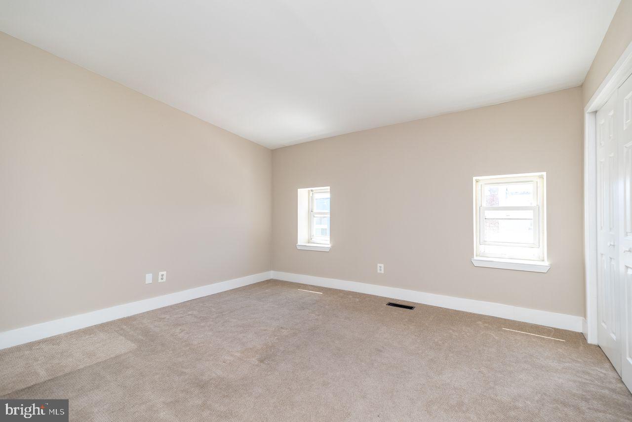 114 Naudain St #g Property Photo 13