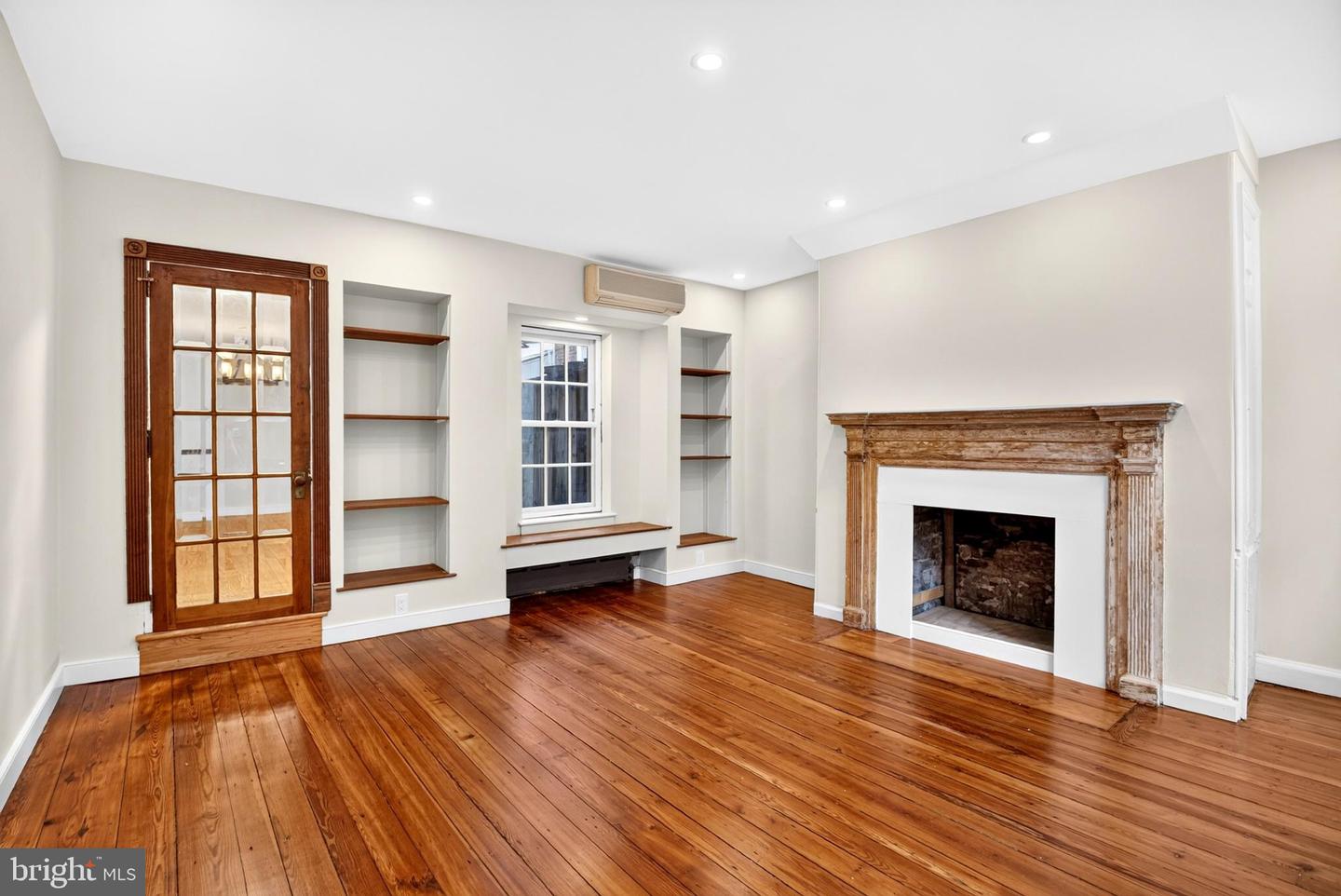 108 Kenilworth St Property Photo 1