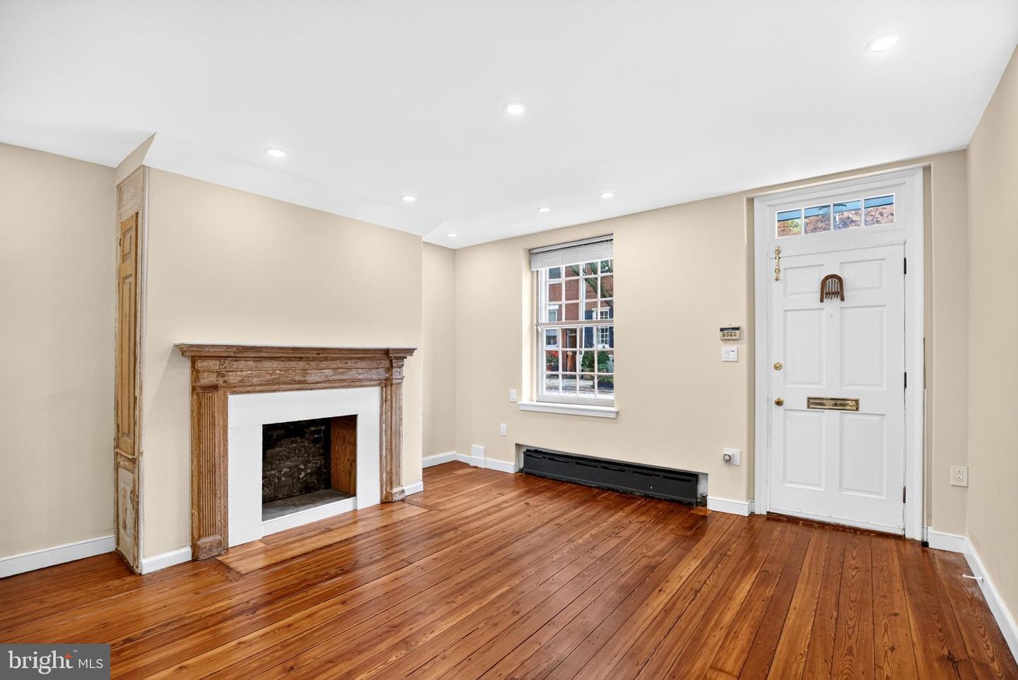 108 Kenilworth St Property Photo 3