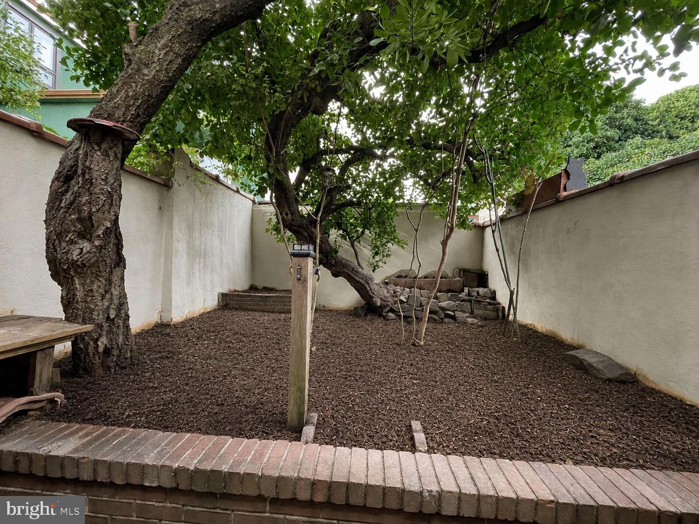 108 Kenilworth St Property Photo 10
