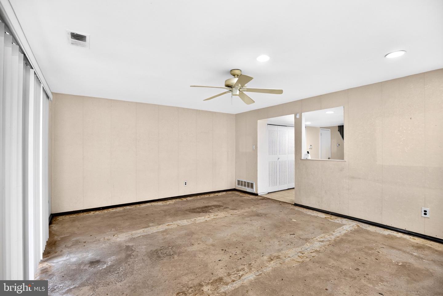2117 President St Property Photo 7
