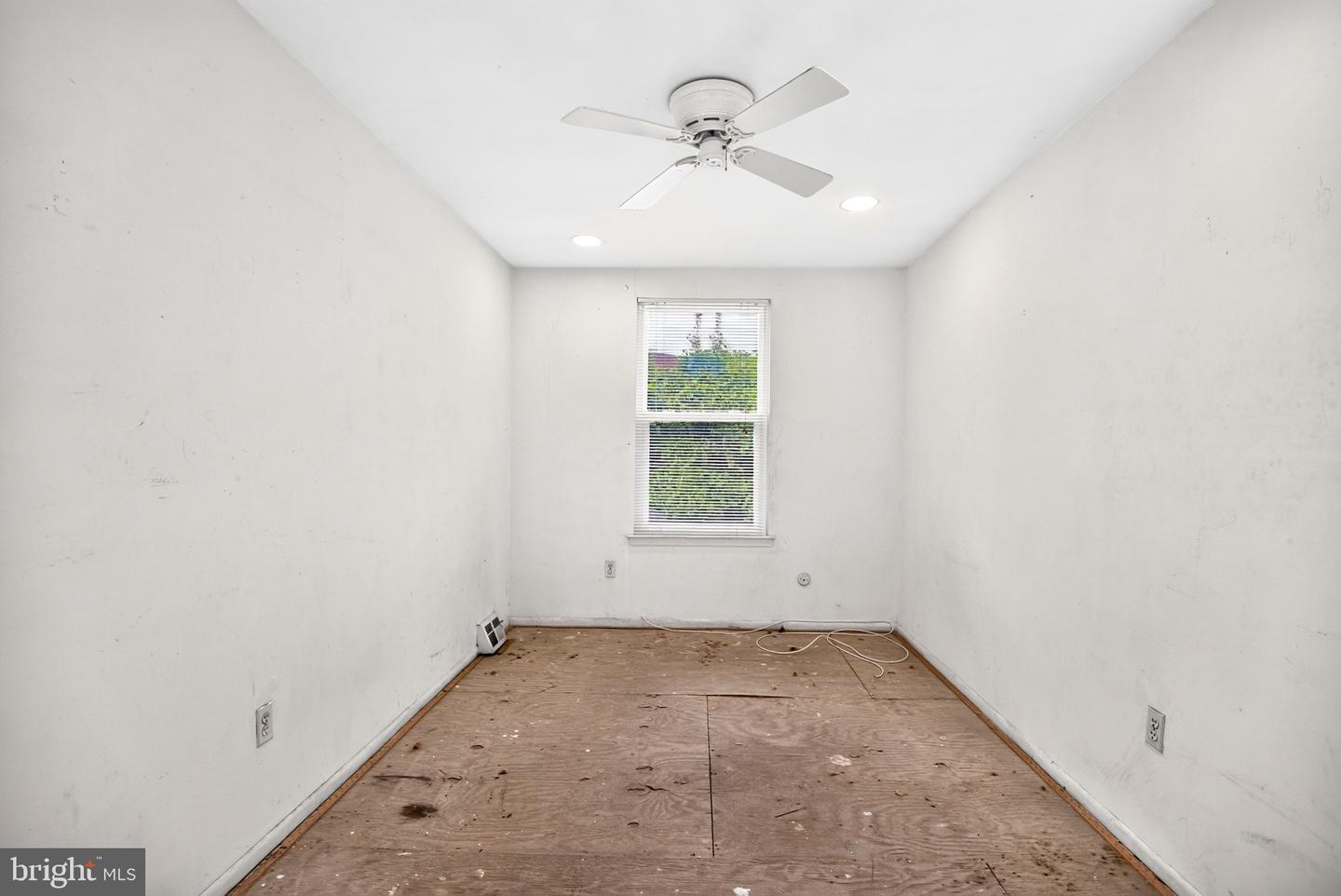 2117 President St Property Photo 13
